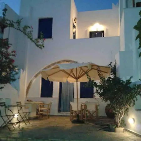 Prázdninový dům Traditional Two Story House In Galanado Naxos