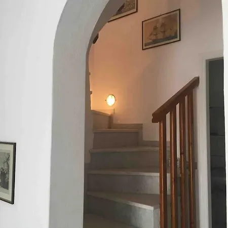 Prázdninový dům Traditional Two Story House In Galanado Naxos Naxos City