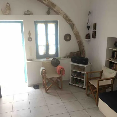 Traditional Two Story House In Galanado Naxos Prázdninový dům *